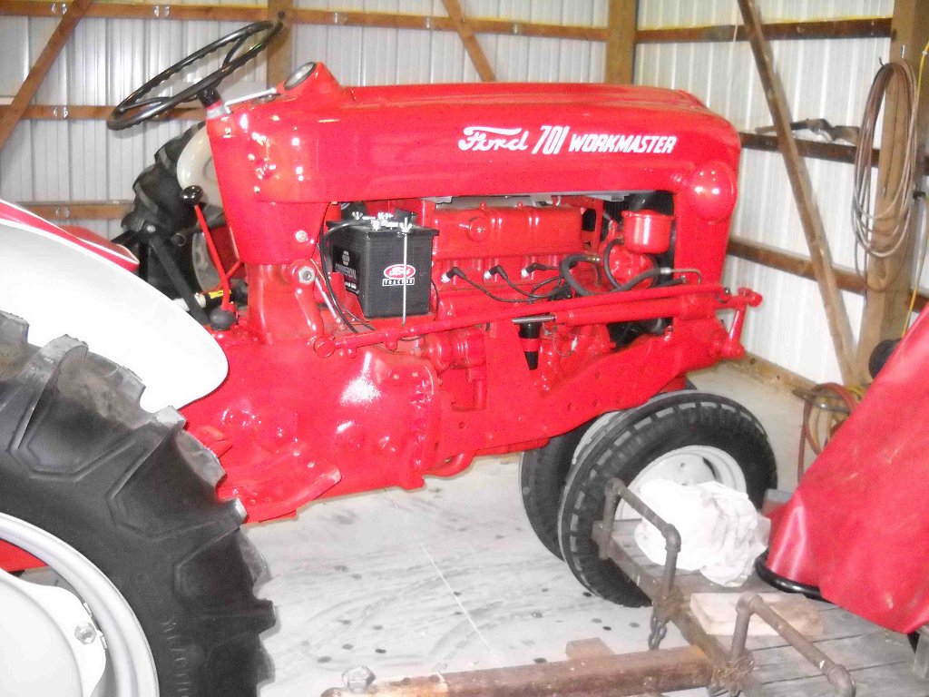 Ford 701 01
